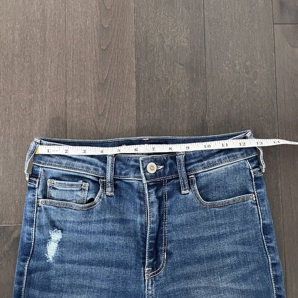 Women's Hollister Size 3 Medium Wash High Rise Ripped Supper Skinny Jeans - Picture 4 of 6